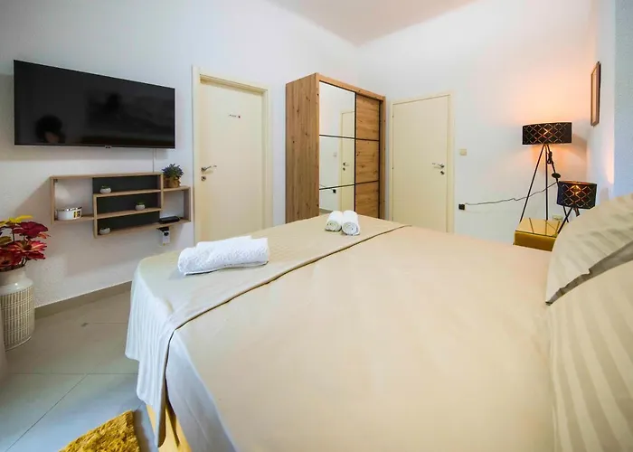 Alice Luxe Daire Split